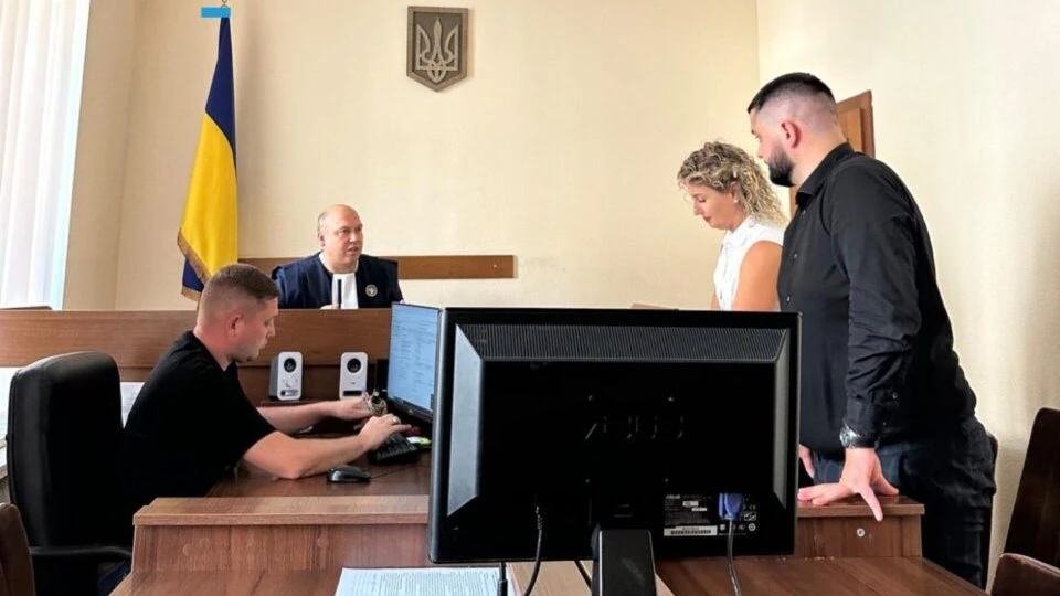 Контекст рішення 22 липня: хто подав позов і чому обмеження торкнулося лише частини медіа