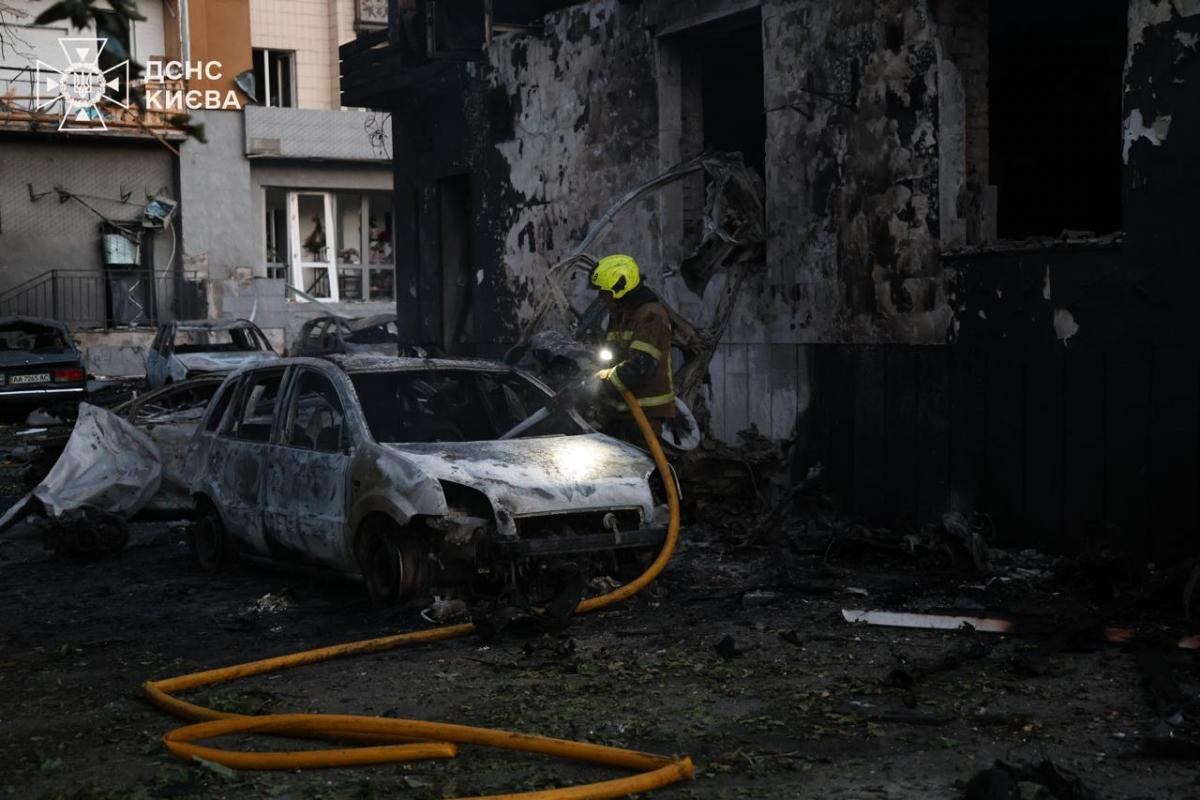 Удар балістикою по Києву 19 липня: 15 постраждалих, одна загибла у Шевченківському районі