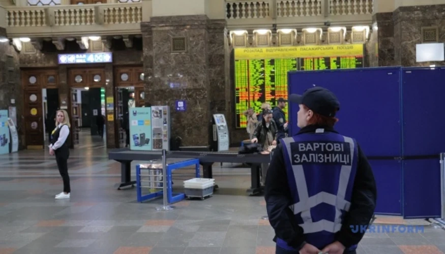 У Києві з ночі 10 вересня діятимуть чотири нічні маршрути від вокзалу